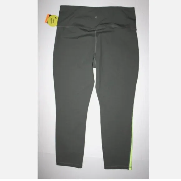 Xersion Gray Train Capri Pants XL NWT Nylon Spandex High Compression Leggings - Picture 2 of 4